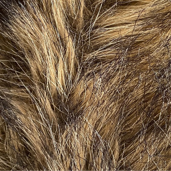 G-Unit Faux Fur Trim Hood Long Sleeves Gold & Black Puffer Jacket Girl’s Size XS - Picture 5 of 16